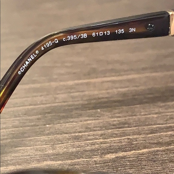 CHANEL Quilted Lambskin Aviator Sunglasses - Picture 11 of 16